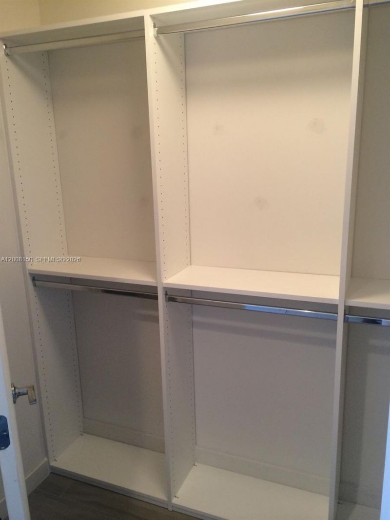 999 SW 1st Ave , Unit 2708, Miami, FL 33130 Photo