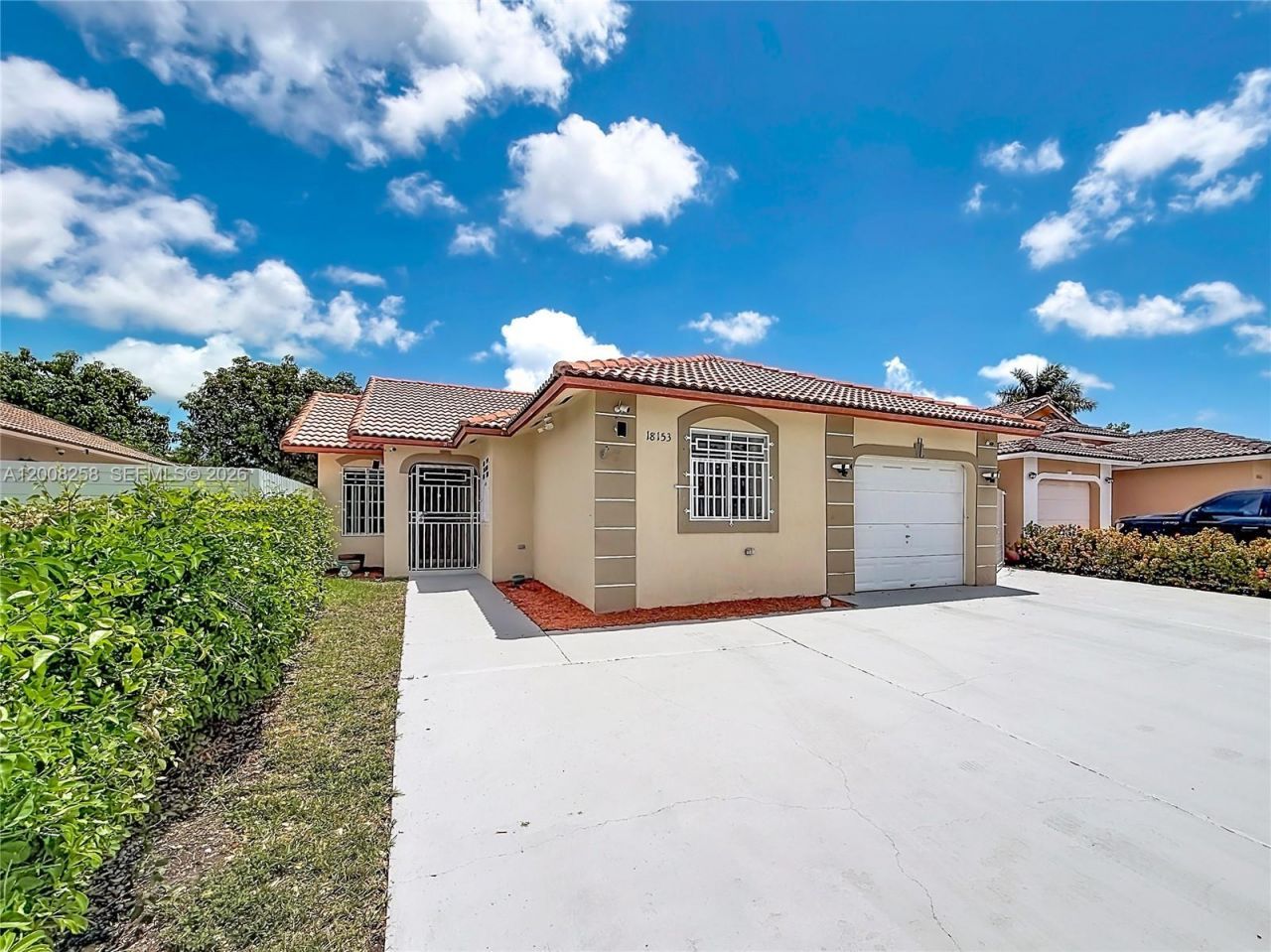 18153 SW 143rd Pl, Miami, FL 33177 Photo