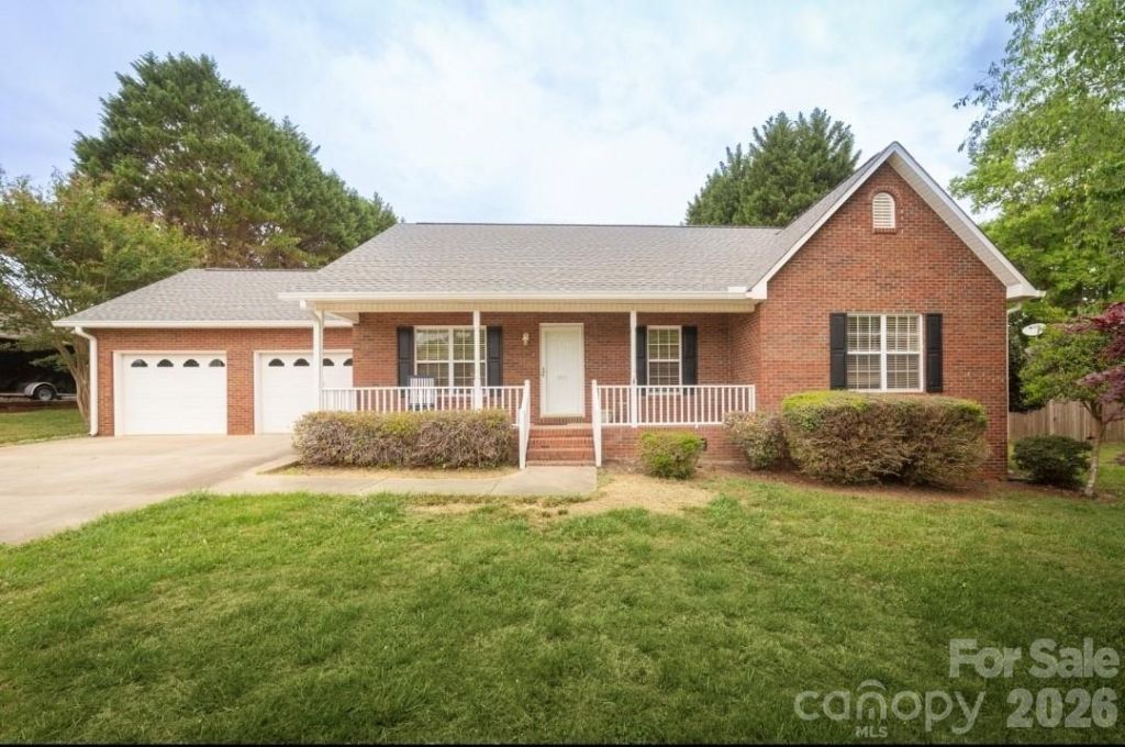 3971 Rolling Meadow Lane, Lincolnton, NC 28092 Main Photo