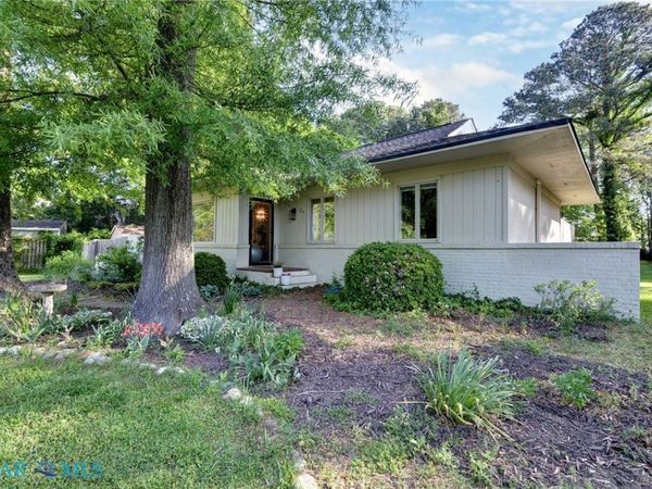 134 Riverview Drive , Hampton, VA 23669