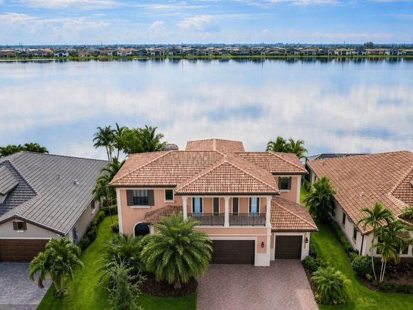 8680 W Watercrest Cir Circle W, Parkland, FL 33076