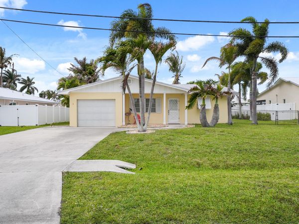 1459 SW Seahawk Way, Palm City, FL 34990