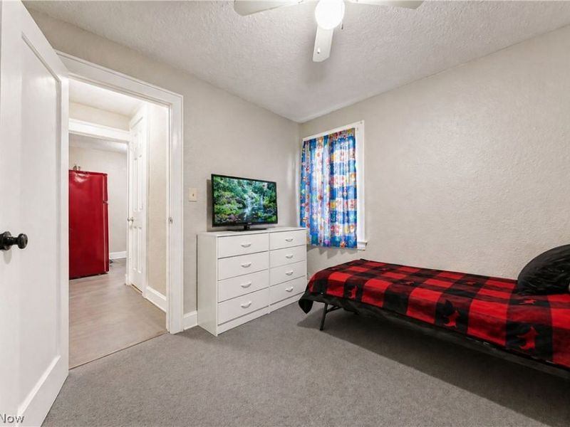 1714 Hillview Road, Cleveland, OH 44112 Photo 11