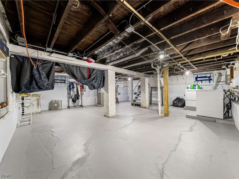 1714 Hillview Road, Cleveland, OH 44112 Photo 14