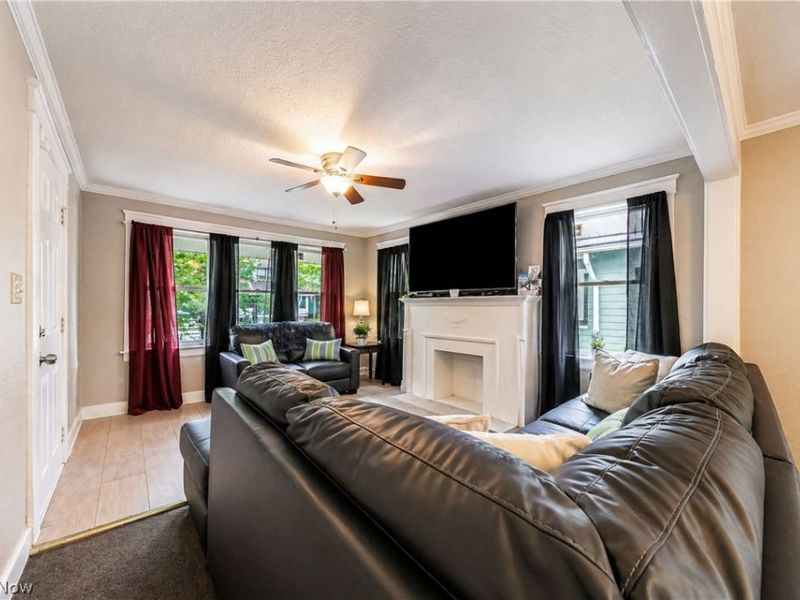 1714 Hillview Road, Cleveland, OH 44112 Photo 4