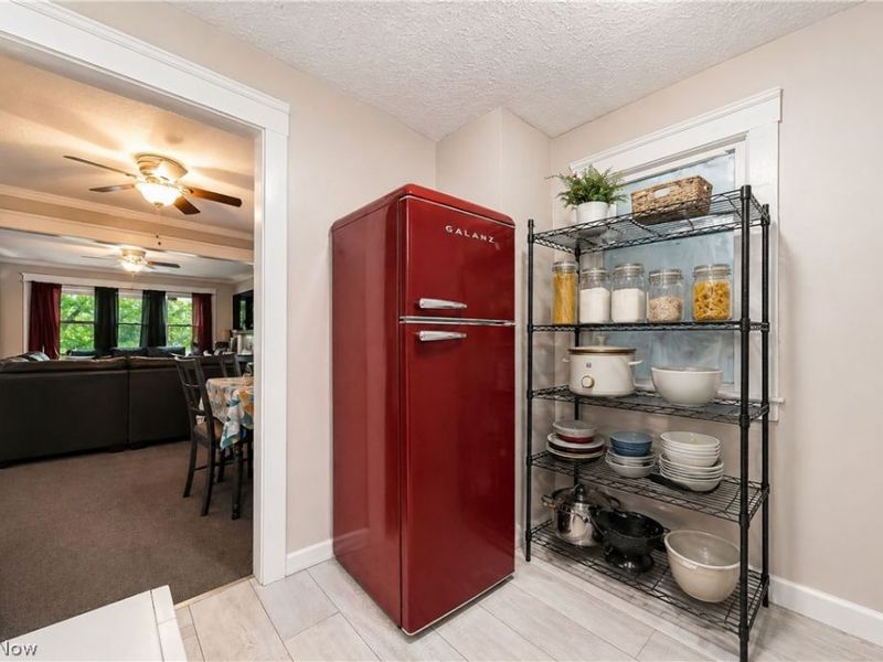 1714 Hillview Road, Cleveland, OH 44112 Photo 8