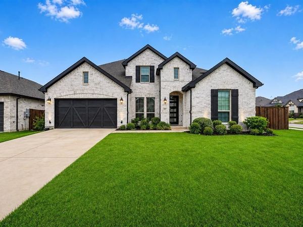 501 Upper Falls Lane, Mansfield, TX 76063