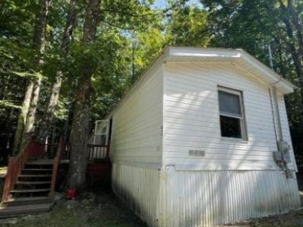 62 Squire Court, Winthrop, ME 04364