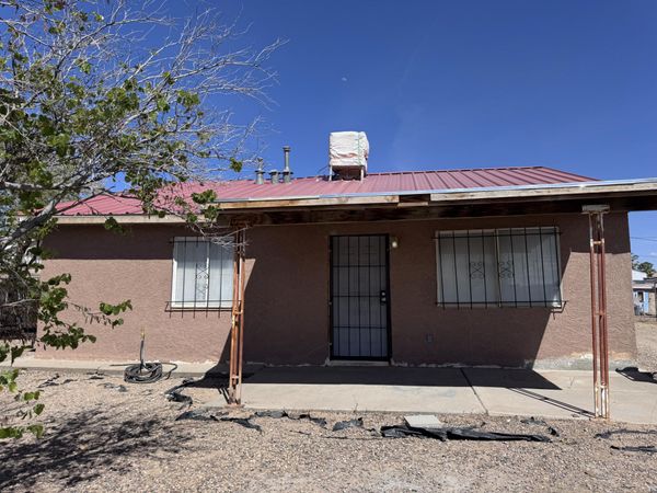 4602 Kinney Street SE, Albuquerque, NM 87105