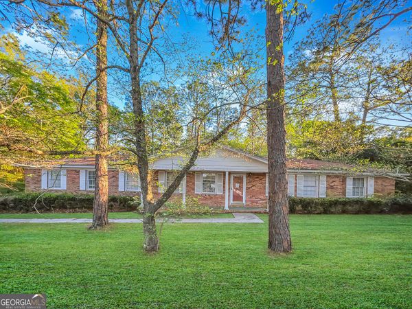 203 Debbie Drive, Statesboro, GA 30458