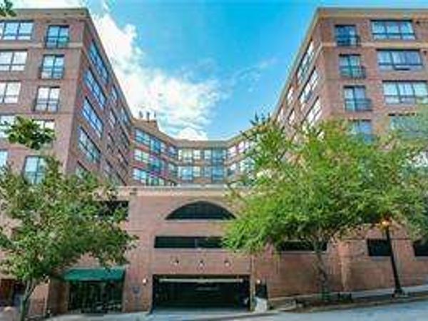 115 W Peachtree Place NW, Unit 707, Atlanta, GA 30313