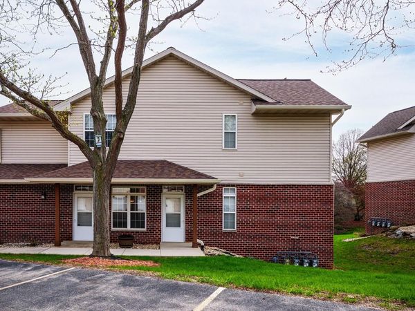 7883 S Scepter DRIVE, Unit 8, Franklin, WI 53132