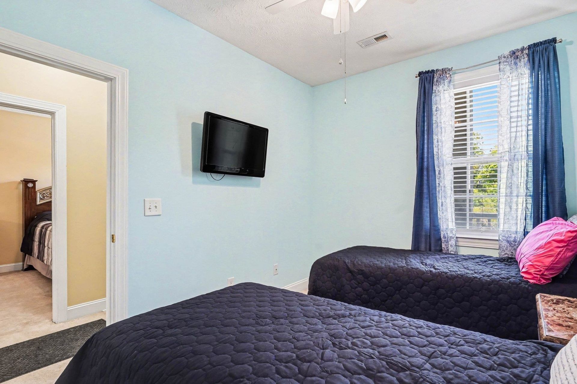131 Waypoint Ridge Ave. Photo 12