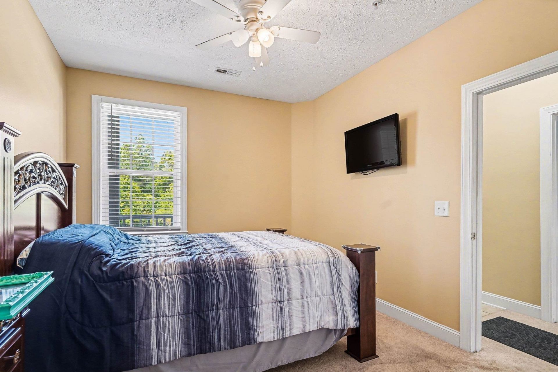 131 Waypoint Ridge Ave. Photo 14