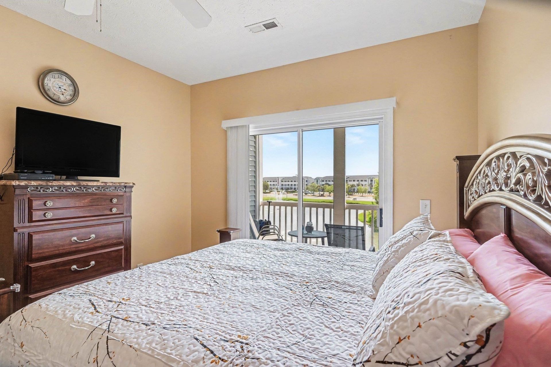 131 Waypoint Ridge Ave. Photo 8
