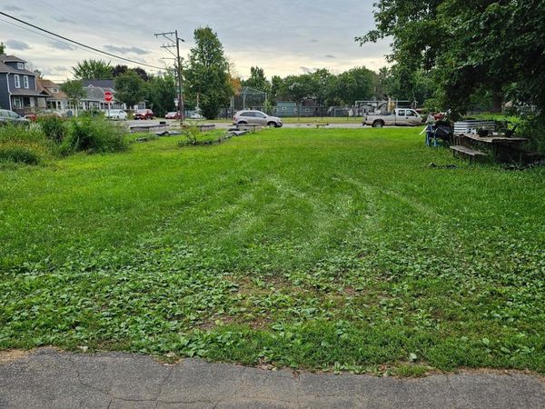 601 Western Avenue N, Saint Paul, MN 55103