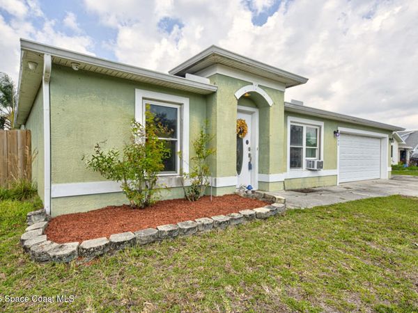 1090 Castile Road SE, Palm Bay, FL 32909