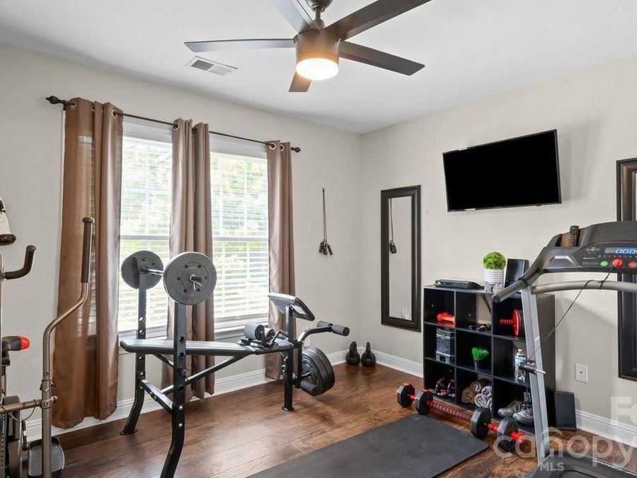Property Image 33