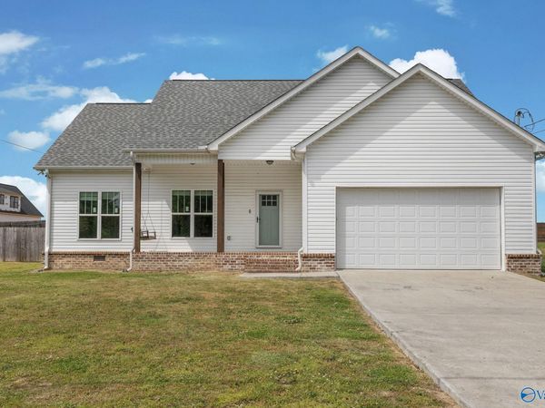 415 Highland Drive, Arab, AL 35016