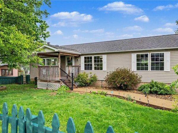 112 Pine St, Rillton, PA 15678