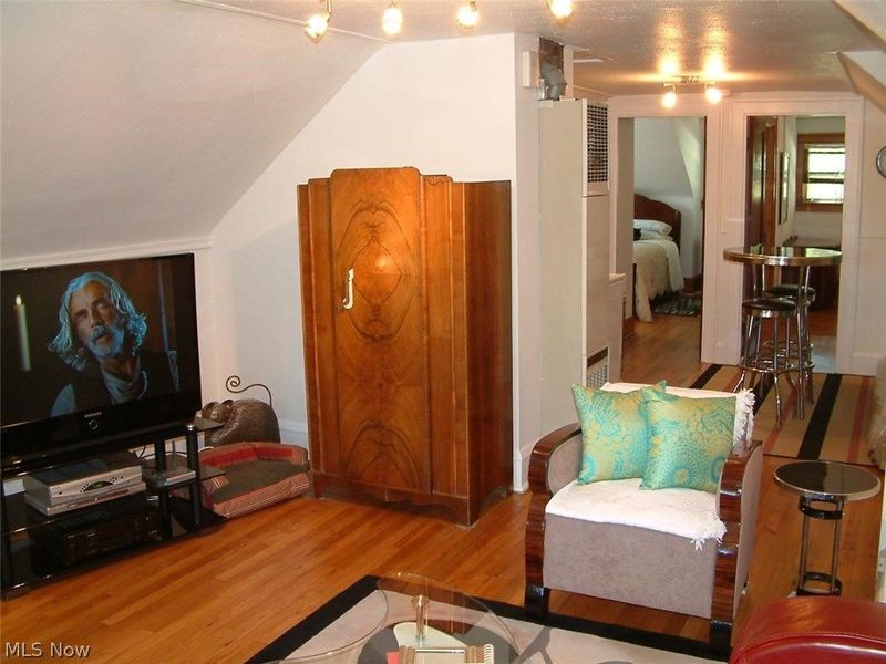 13834 Clifton Boulevard, Lakewood, OH 44107 Photo 2