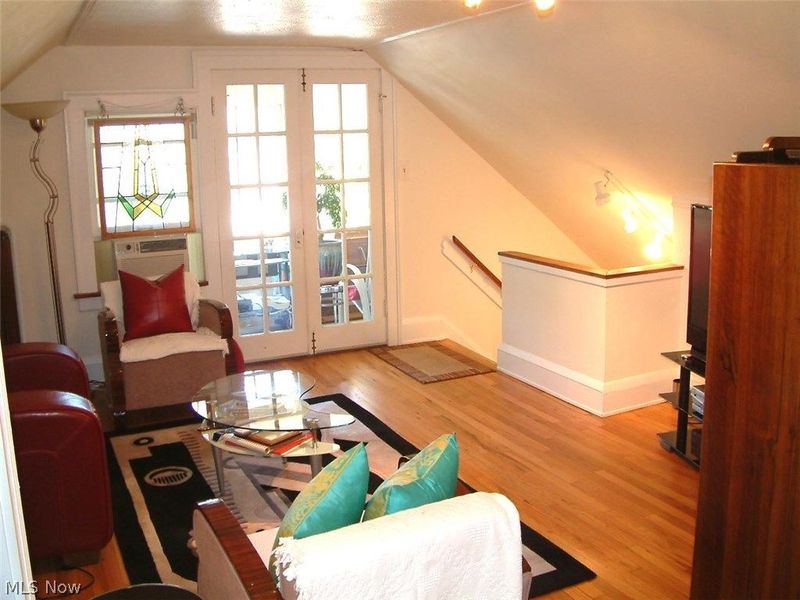 13834 Clifton Boulevard, Lakewood, OH 44107 Photo 9