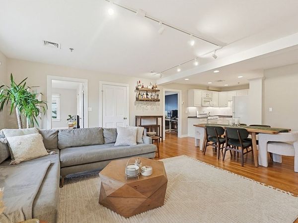 12 Benton St, Unit 4, Stoneham, MA 02180