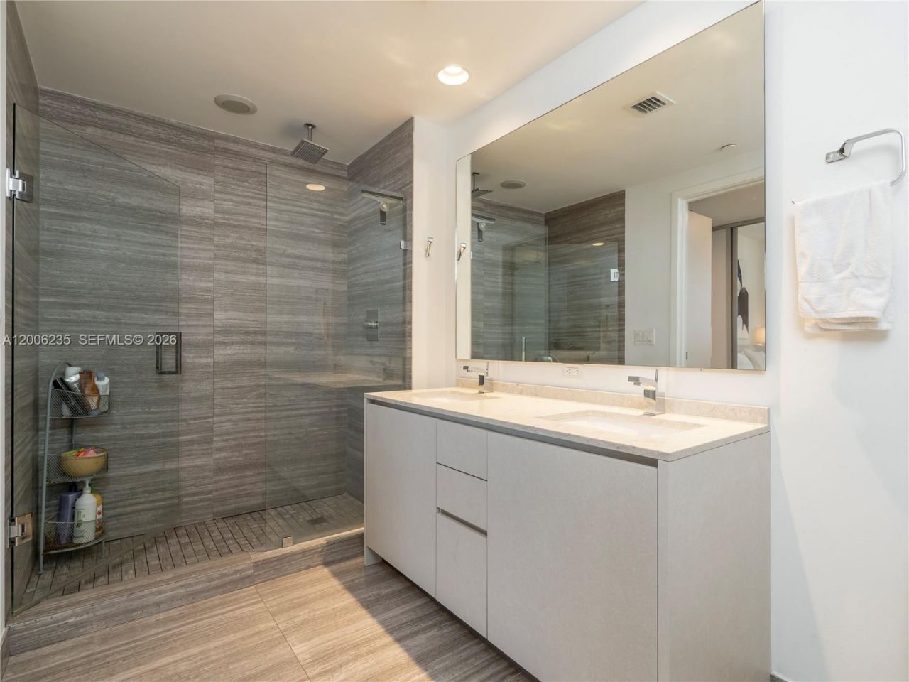 1010 Brickell Ave, Unit 2801, Miami, FL 33131 Photo