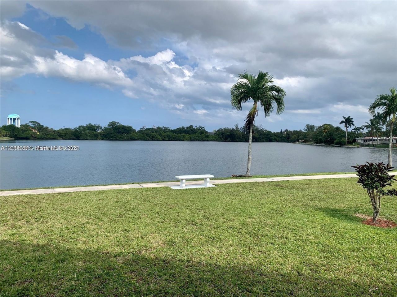 2200 Park Ln, Unit 302, Hollywood, FL 33021 Photo