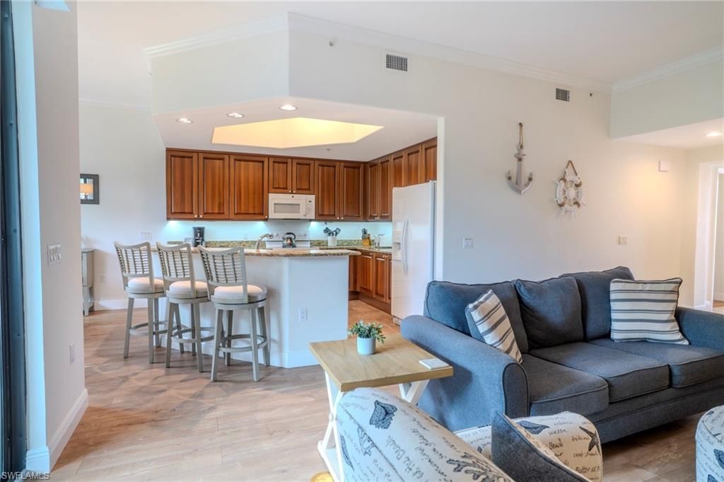 1045 Sandpiper St , Unit G203, Naples, FL 34102 Photo