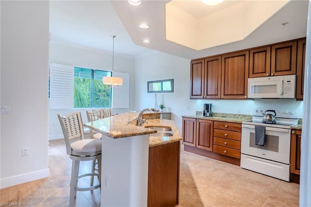 1045 Sandpiper St , Unit G203, Naples, FL 34102 Photo