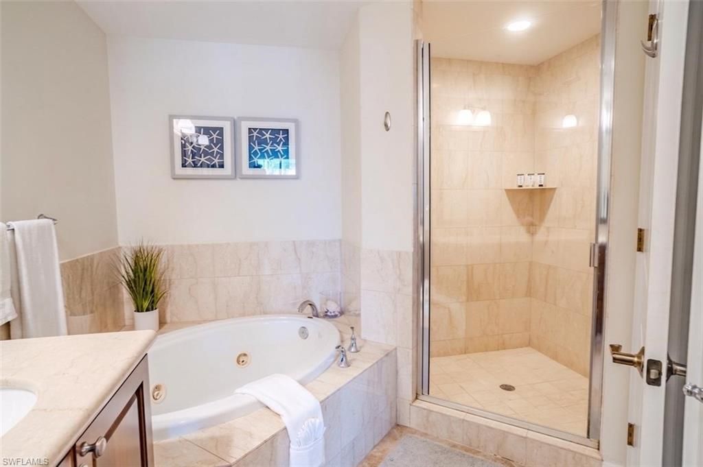 1045 Sandpiper St, Unit G203, Naples, FL 34102 Photo