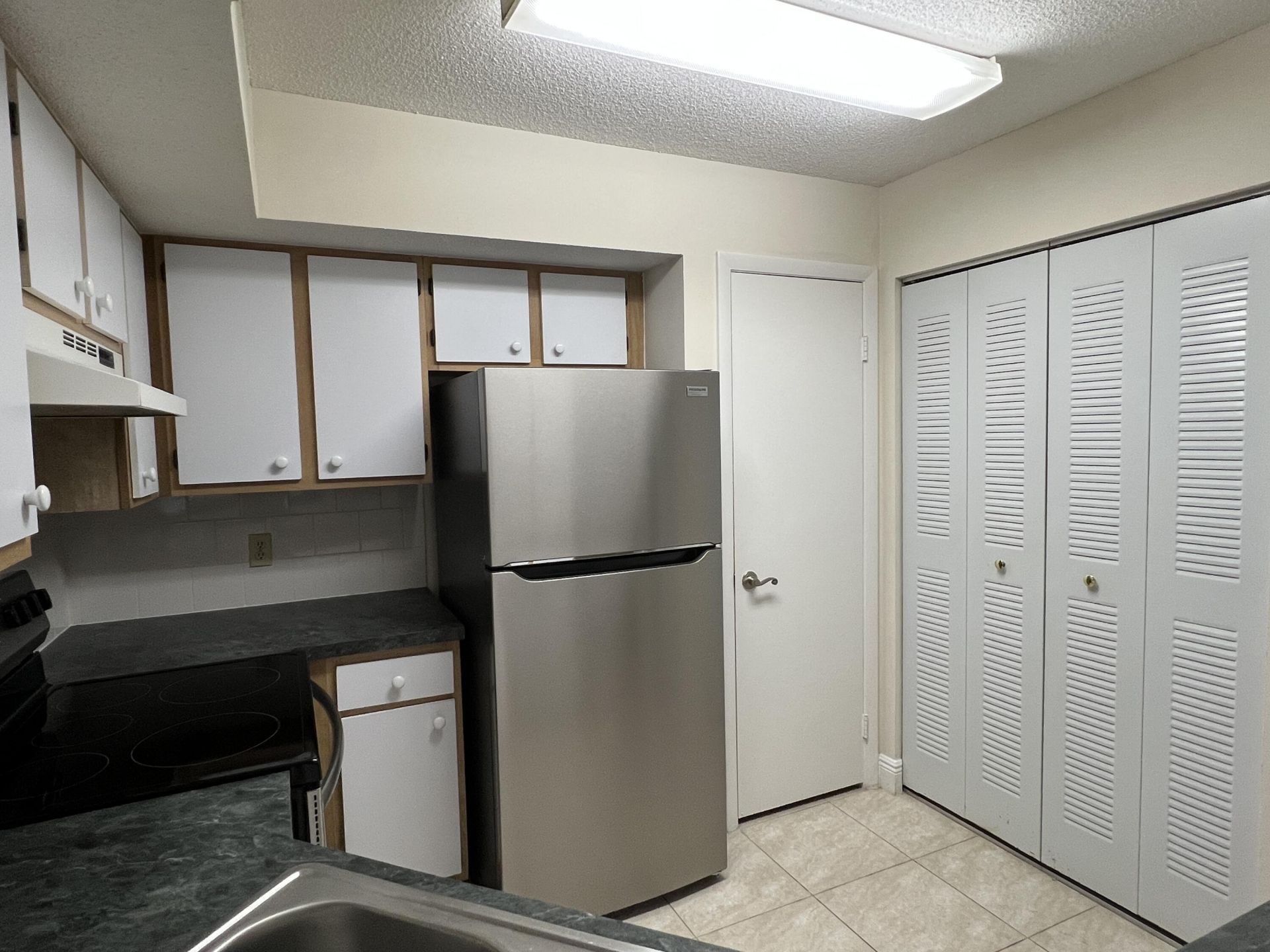 815 W Boynton Beach Boulevard, Unit 12-101, Boynton Beach, FL 33426 Photo