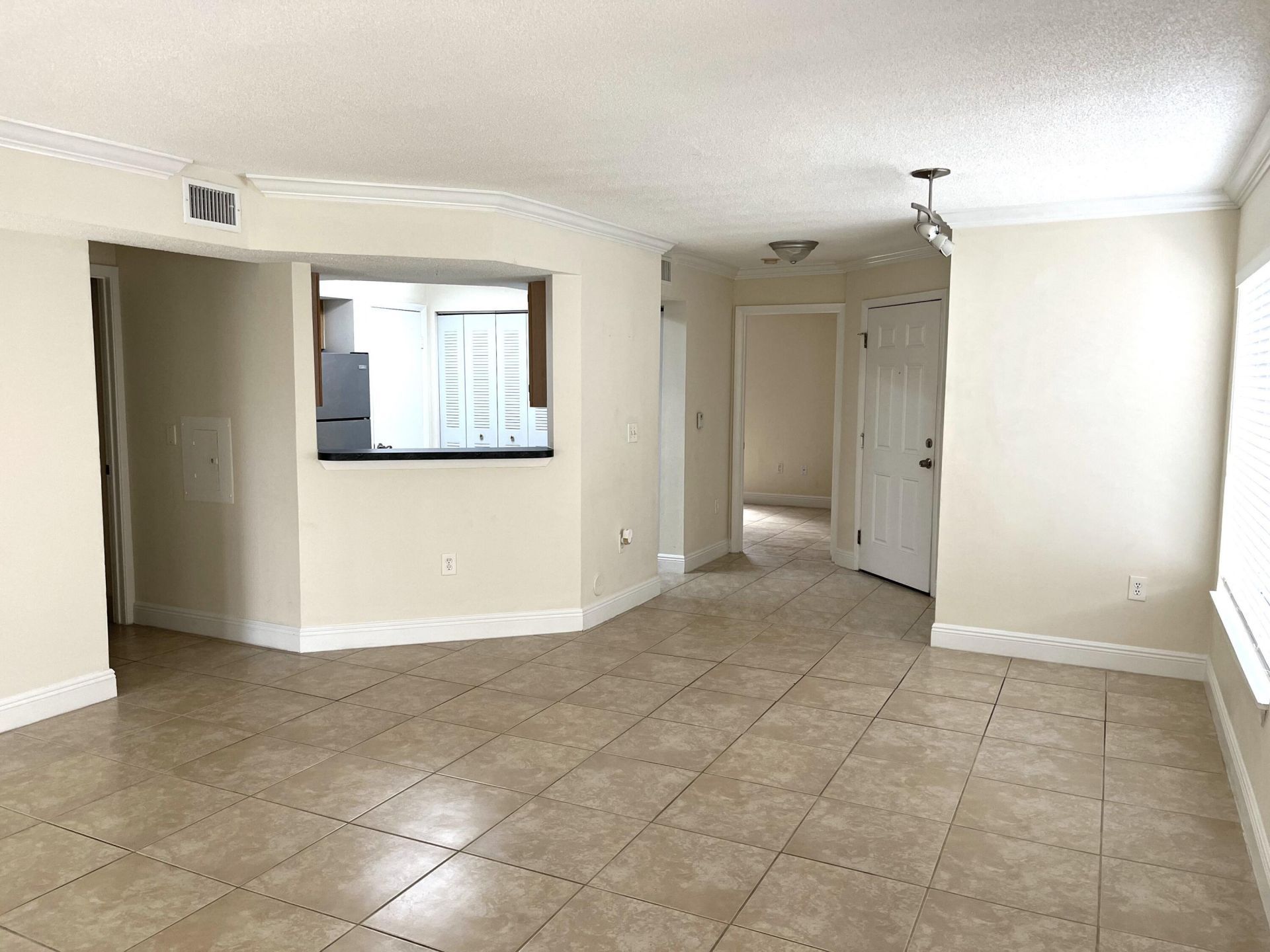 815 W Boynton Beach Boulevard, Unit 12-101, Boynton Beach, FL 33426 Photo