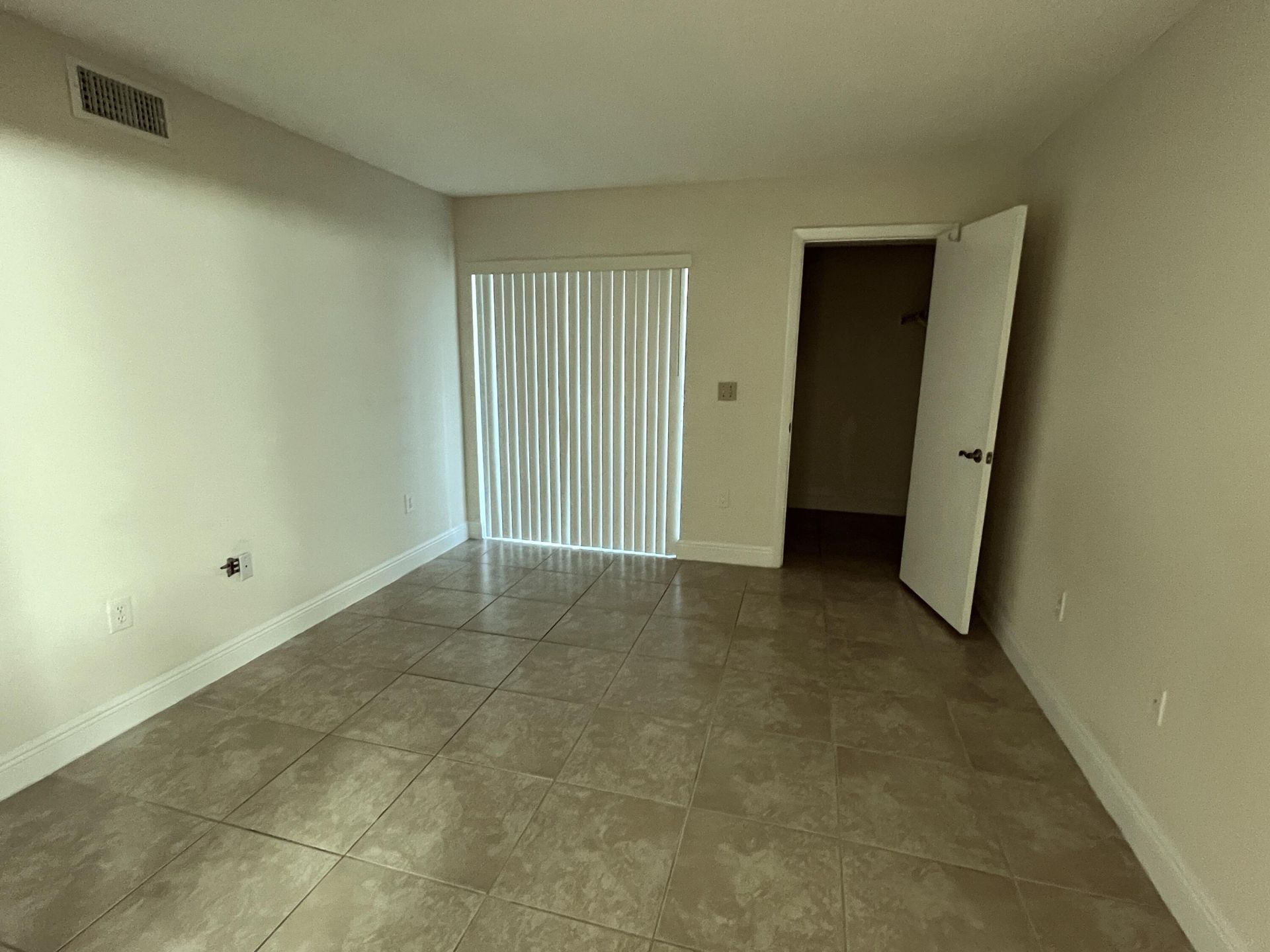 815 W Boynton Beach Boulevard, Unit 12-101, Boynton Beach, FL 33426 Photo