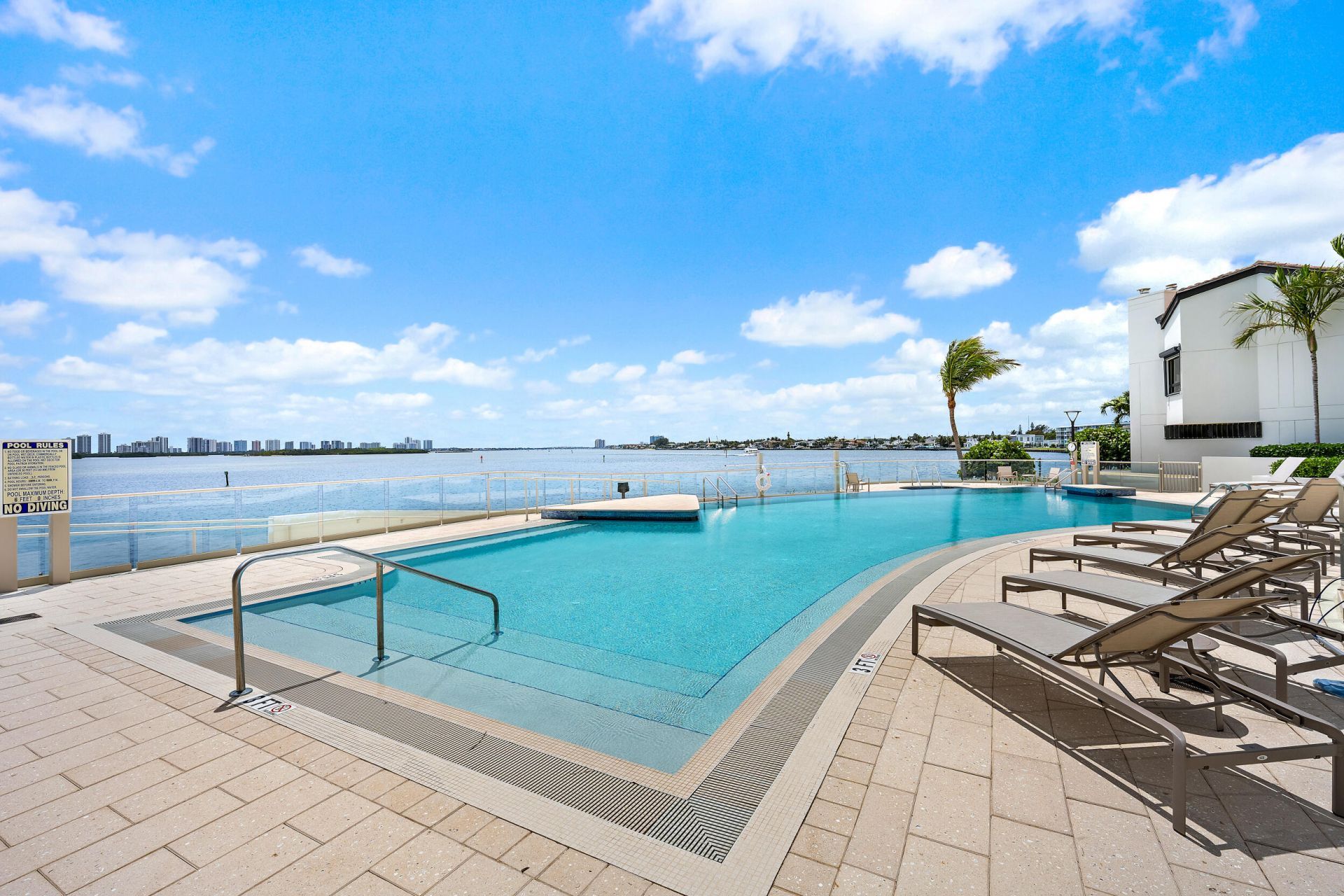 100 Lakeshore Drive, Unit 354, North Palm Beach, FL 33408 Photo