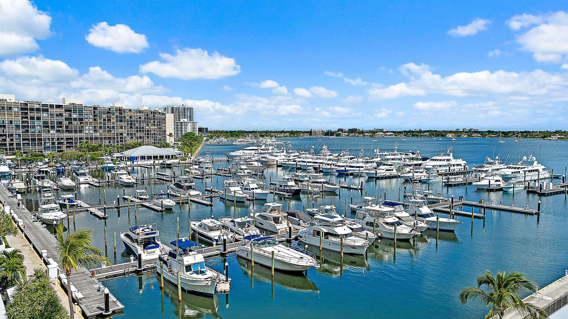 100 Lakeshore Drive, Unit 354, North Palm Beach, FL 33408 Photo