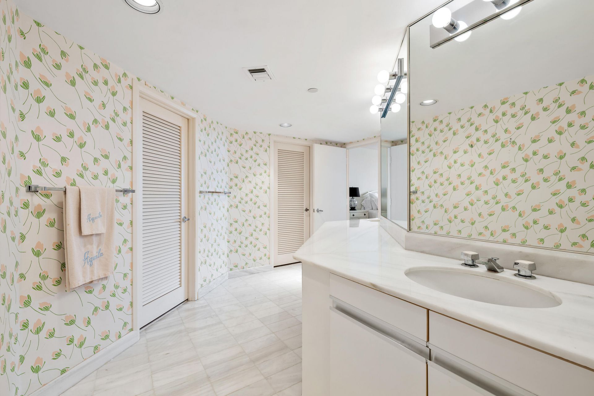 100 Lakeshore Drive, Unit 354, North Palm Beach, FL 33408 Photo
