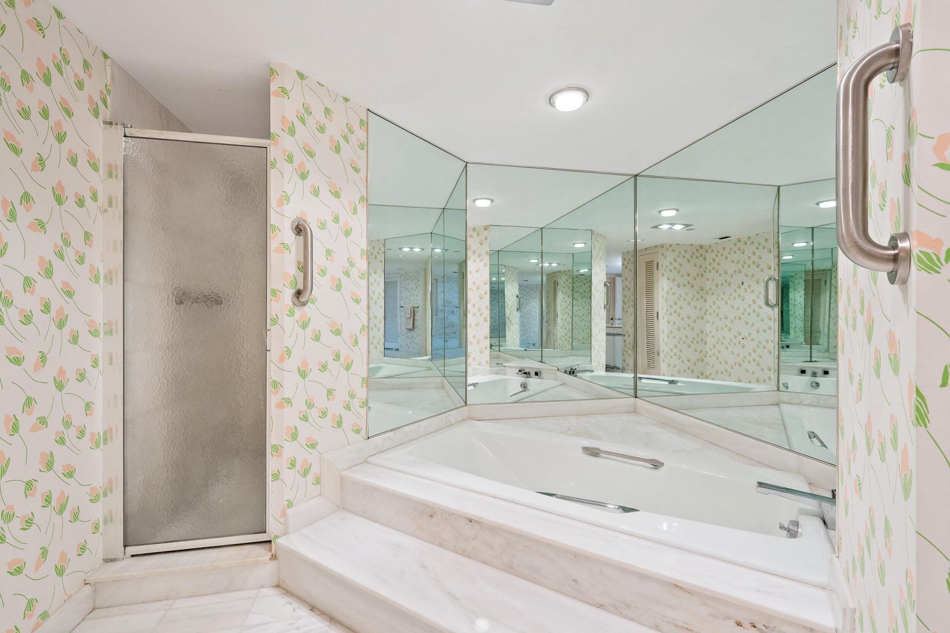 100 Lakeshore Drive, Unit 354, North Palm Beach, FL 33408 Photo