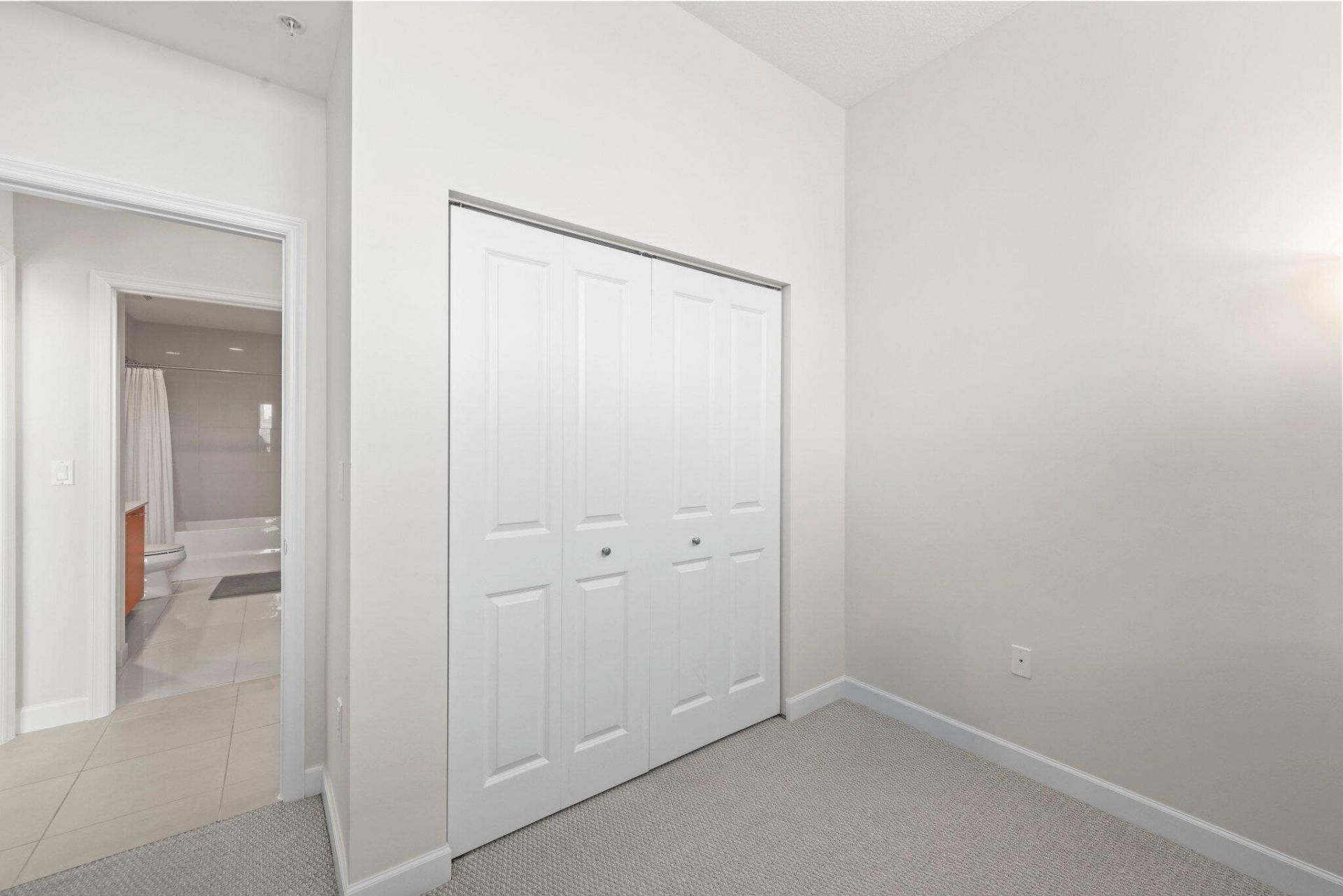 480 Hibiscus Street, Unit 523, West Palm Beach, FL 33401 Photo
