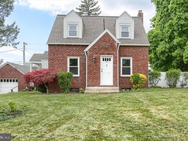 1 OAKMONT ROAD , HARRISBURG, PA 17109