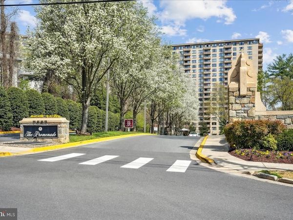 5225 POOKS HILL ROAD, Unit 826N, BETHESDA, MD 20814