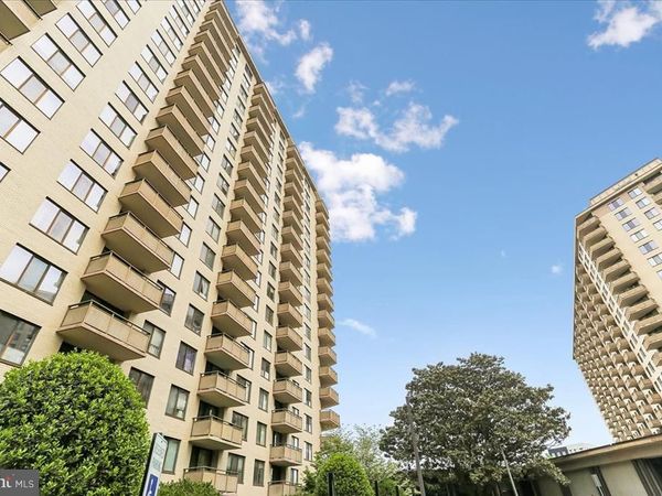 5225 POOKS HILL ROAD, Unit 826N, BETHESDA, MD 20814