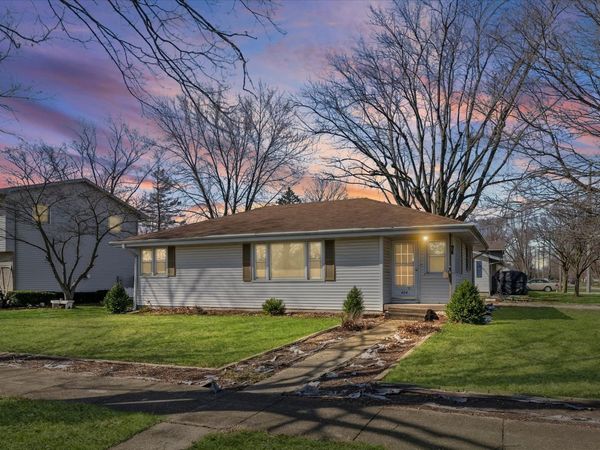 404 S Maple Street , Gilman, IL 60938