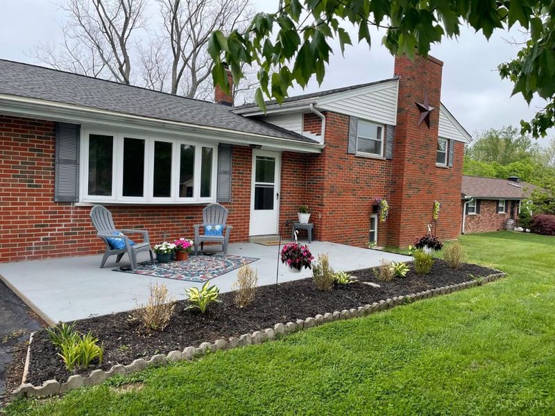 5638 Pleasant View Drive, Miami Twp, OH 45150 Photo 2