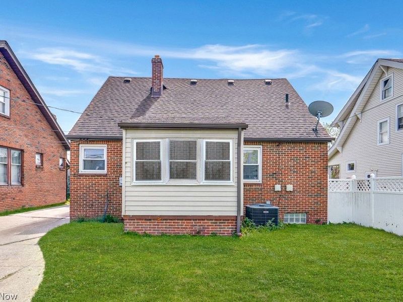 6710 Ackley Road, Parma, OH 44129 Photo 18