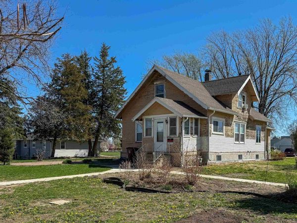 1419 3rd Ave, South Sioux City, NE 68776