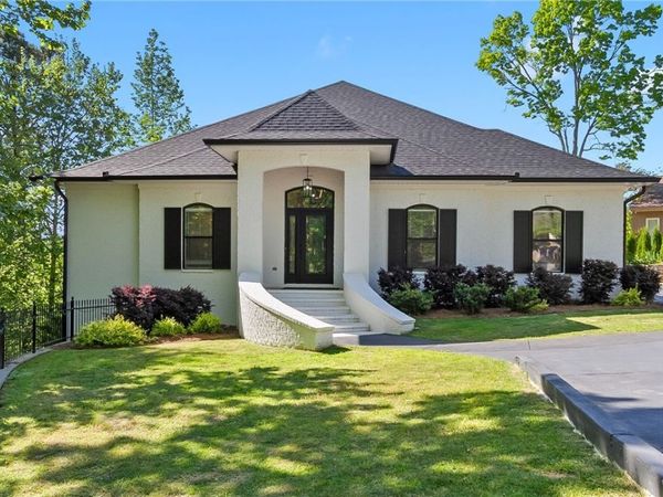 8406 Essex Circle NE, Tuscaloosa, AL 35406