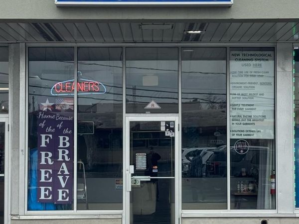 6 Bayshore Plaza Plaza , Atlantic Highlands, NJ 07716