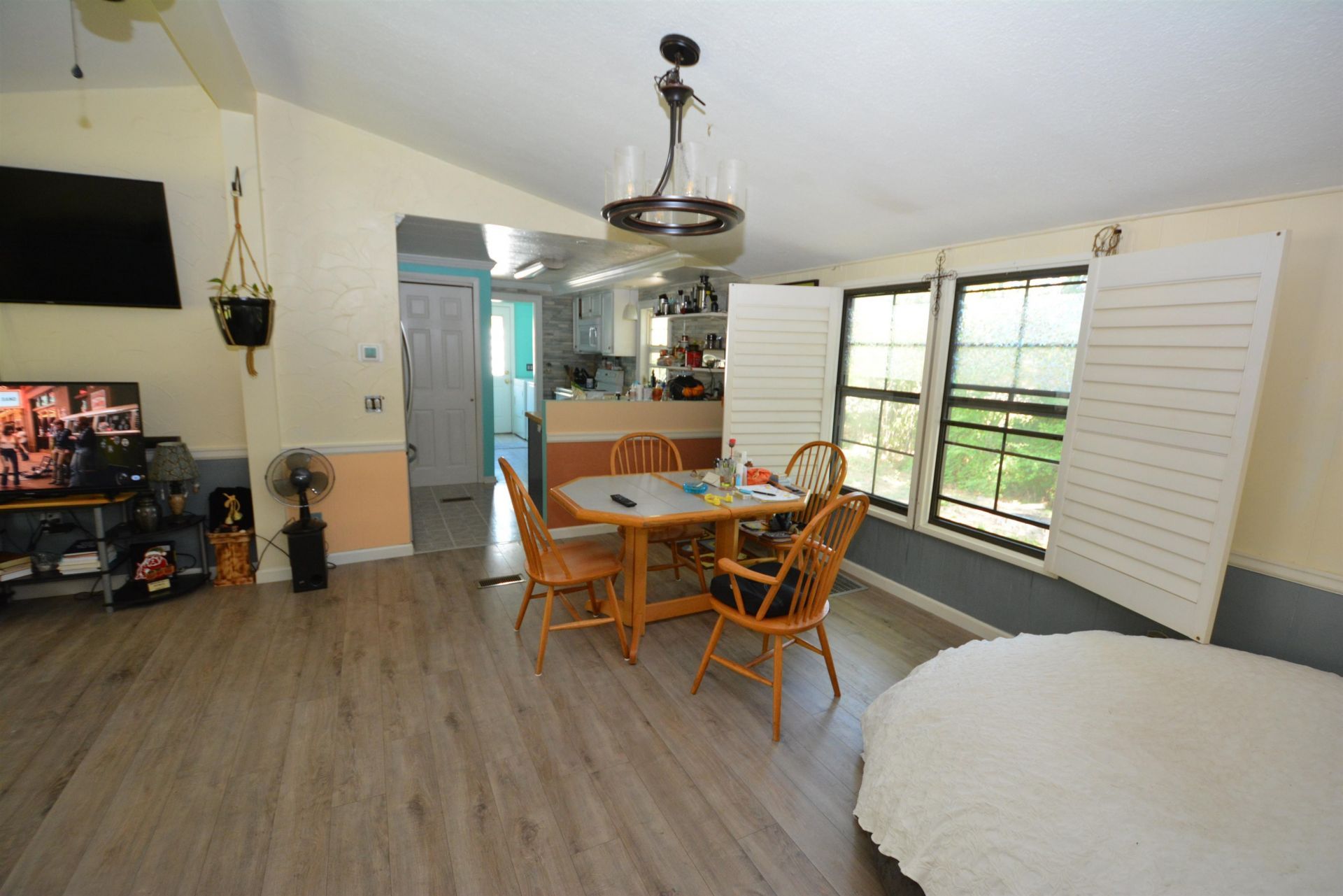 5730 Highway 707 Photo 11